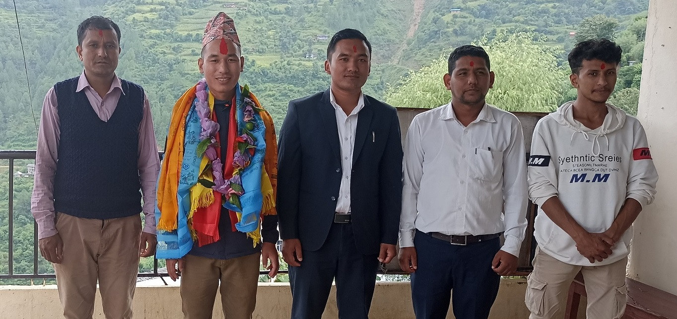 कार्यालय प्रमुखको विदाइ कार्यक्रम